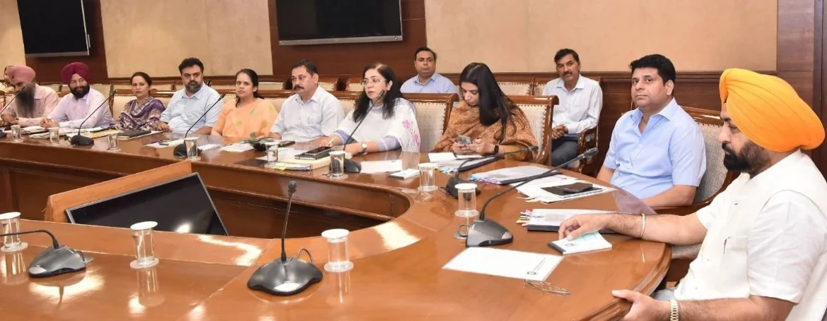 कालोनाइज़रों के लंबित कार्यों के निपटारे के लिए पहली बार 16 अक्टूबर को लगेगा विशेष कैंप: हरदीप सिंह मुंडिया