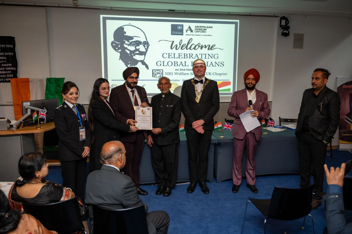प्लेवेज स्कूल के चेयरमैन डा. राजदीप को आक्सफोर्ड यूनिवर्सिटी यू.के ने दिया अवार्ड