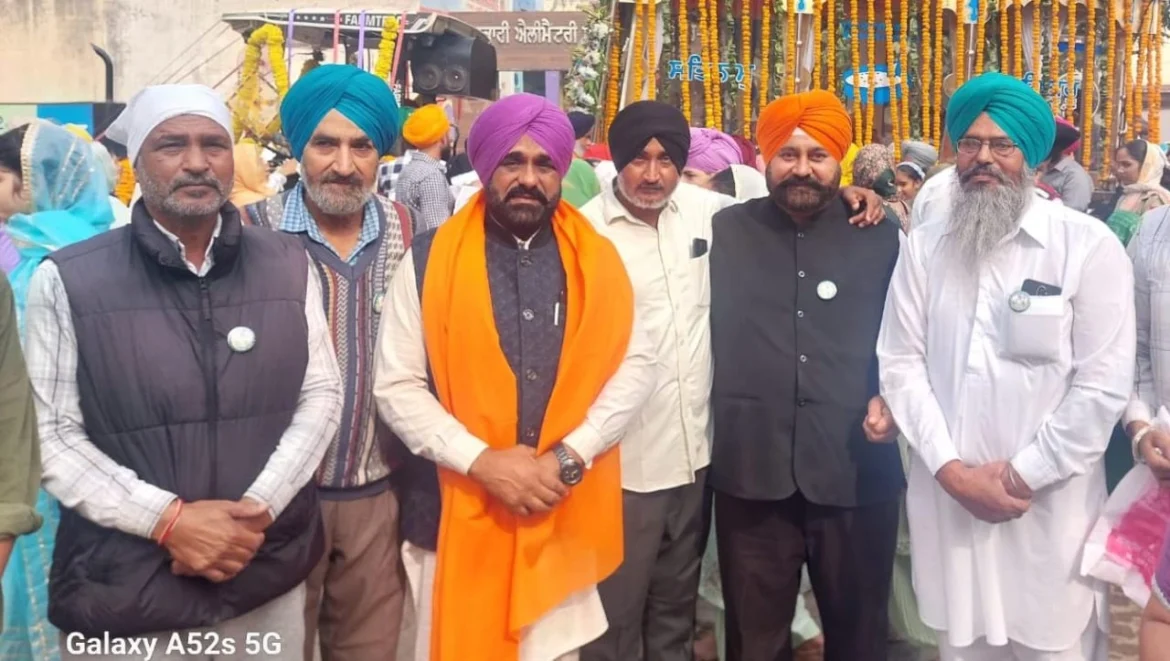 भारतीय किसान यूनियन एकता शादीपुर ने नगर कीर्तन में लगवाई हाजिरी