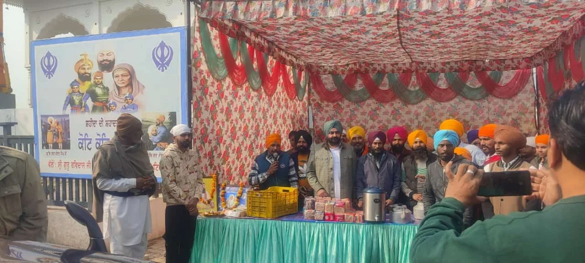 शहीदी दिवस को समर्पित चौरा रोड़ सनौर में लगाया लंगर