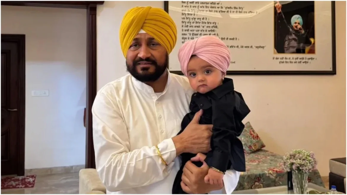 चरणजीत सिंह चन्नी सिद्धू मूसेवाला के भाई के पहले जन्मदिन पर शामिल हुए