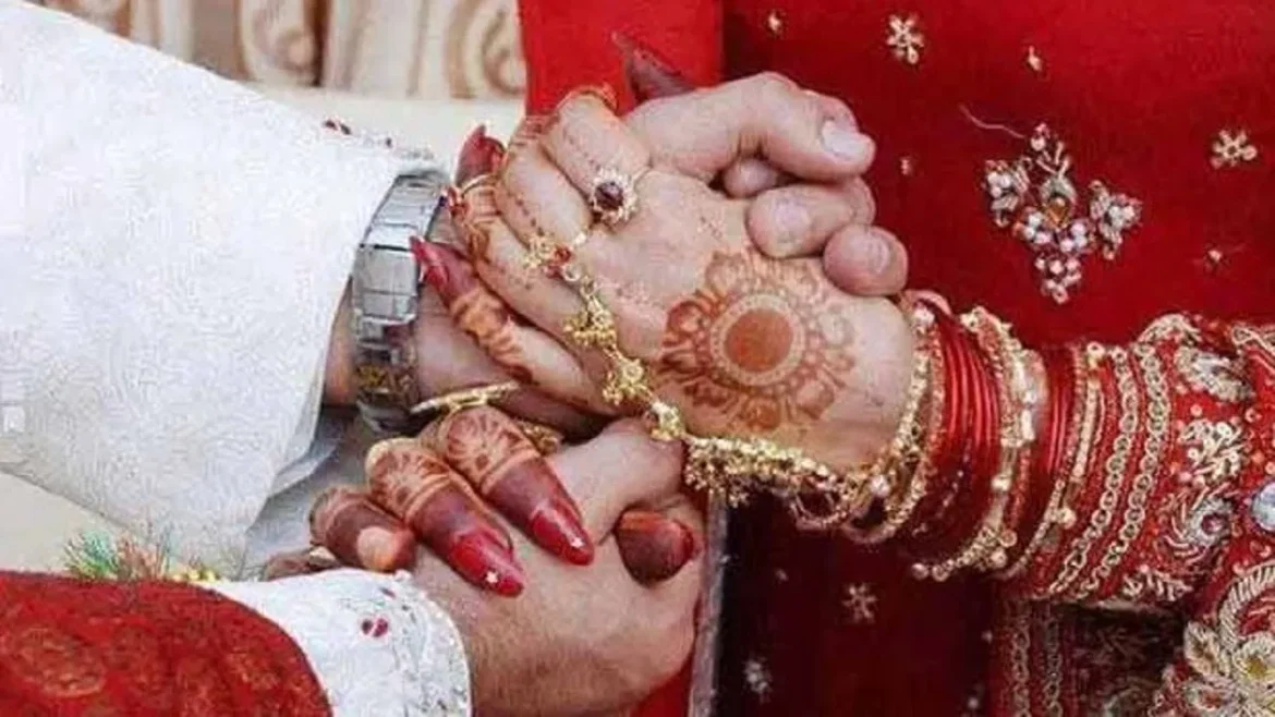 आगरा: दलित दूल्हे पर कथित हमला, कई घायल