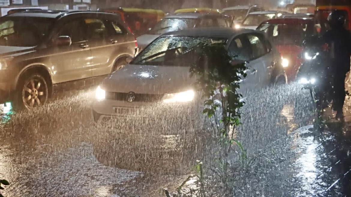 झमाझम बारिश