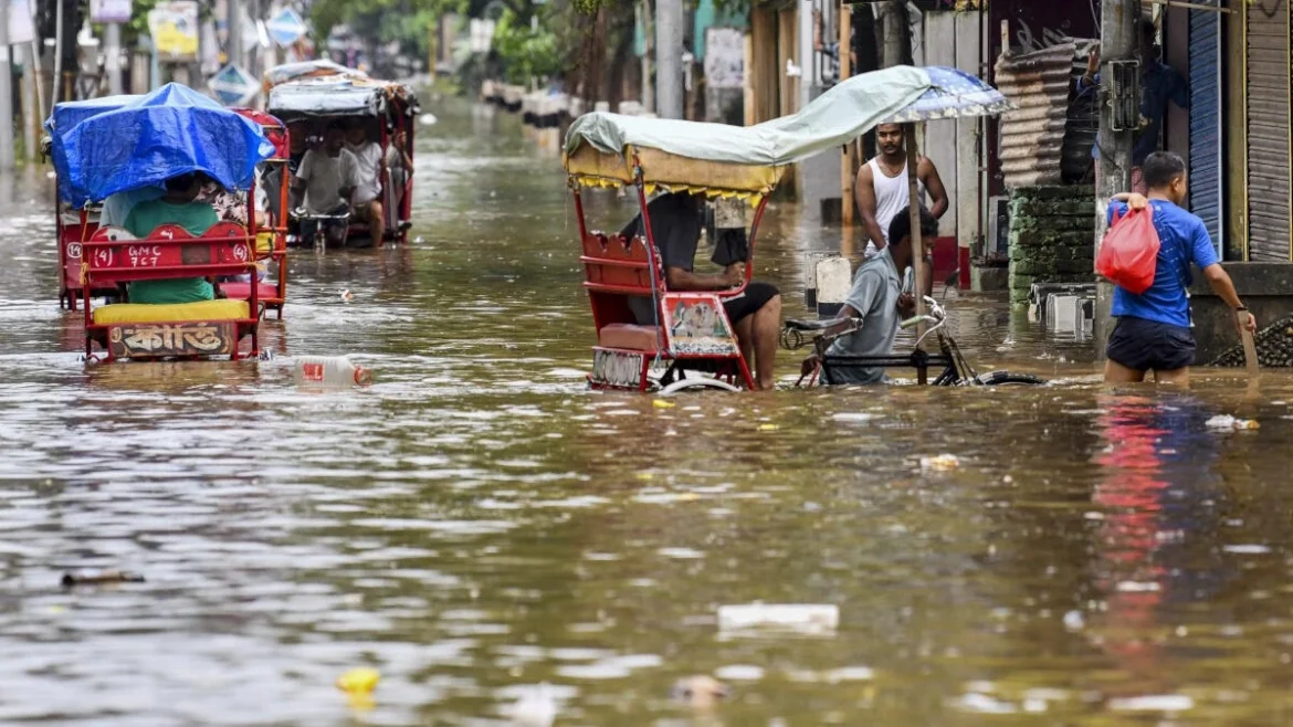नॉर्थ-ईस्ट बाढ़