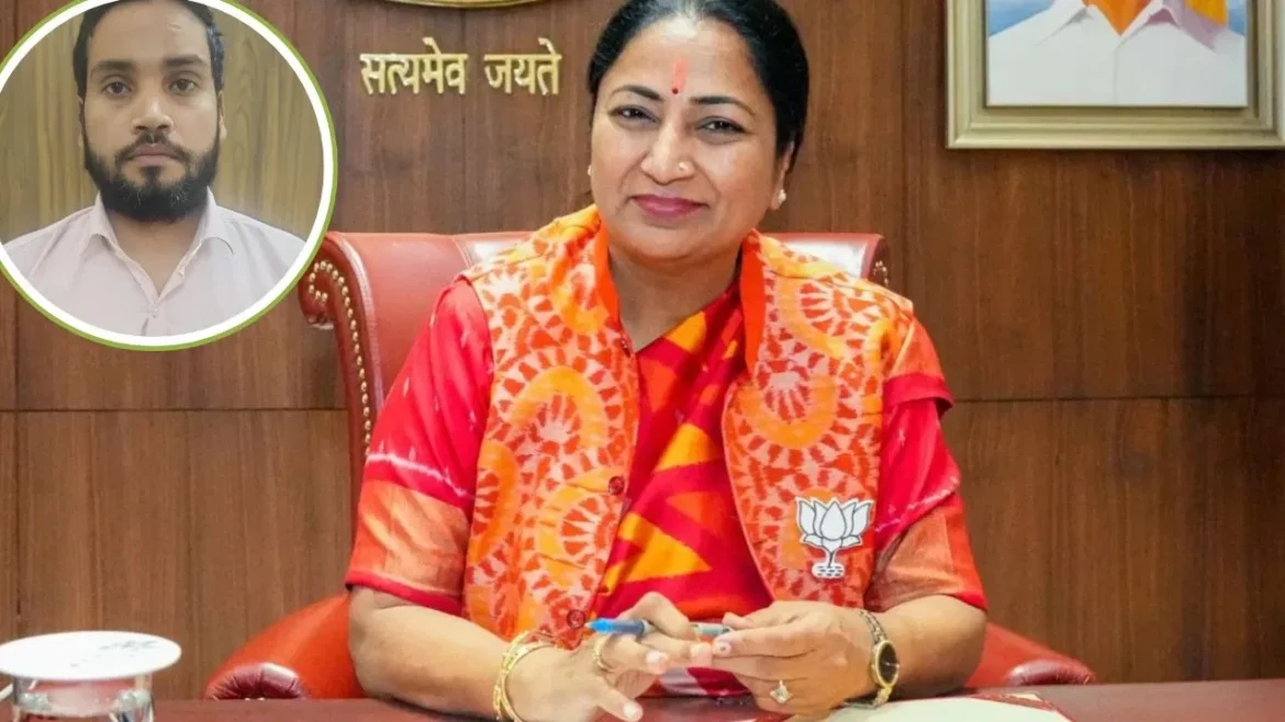 मुख्यमंत्री रेखा गुप्ता