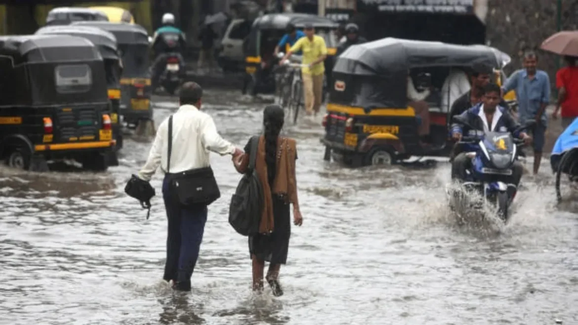 मूसलाधार बारिश