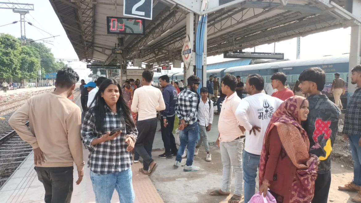 चुनार रेलवे स्टेशन