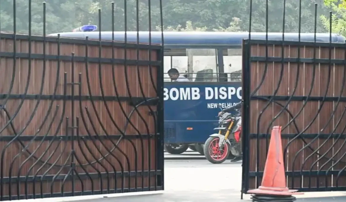 चंडीगढ़ बम धमकी