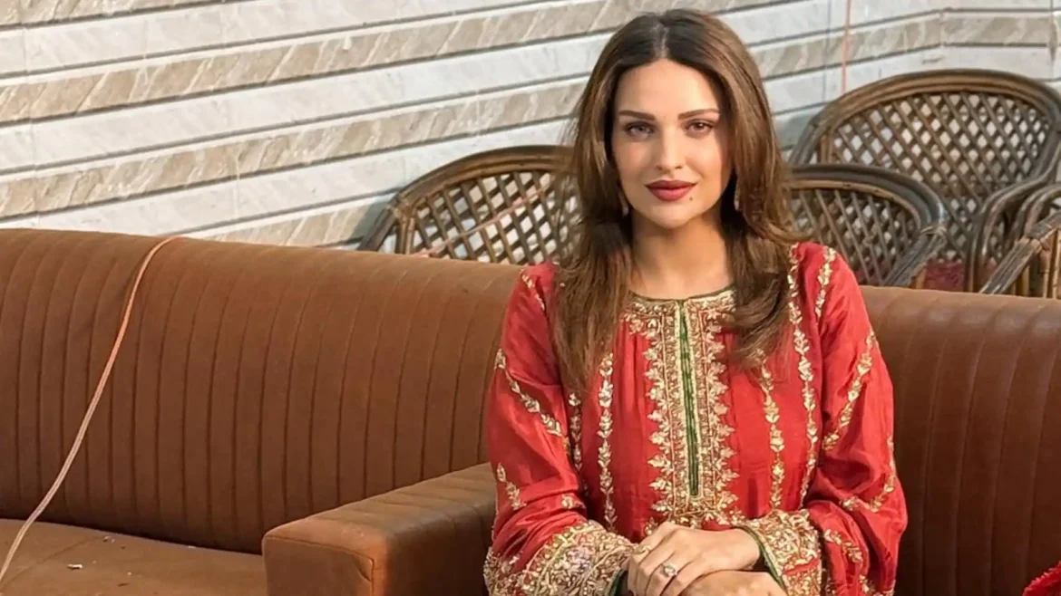 हिमांशी खुराना