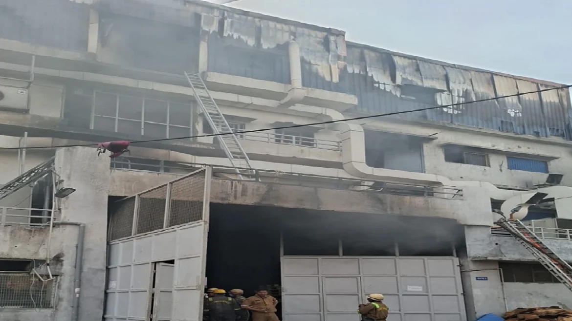 noida factory fire