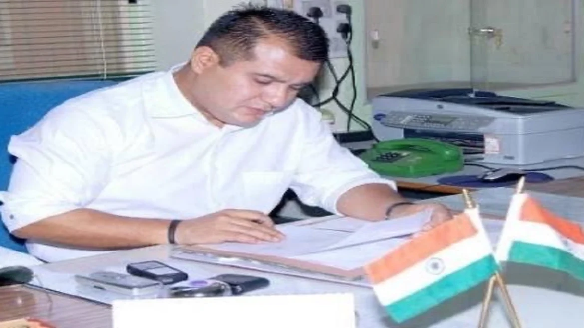 IAS शेखर विद्यार्थी