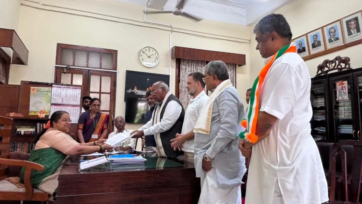मल्लिकार्जुन खड़गे नामांकन